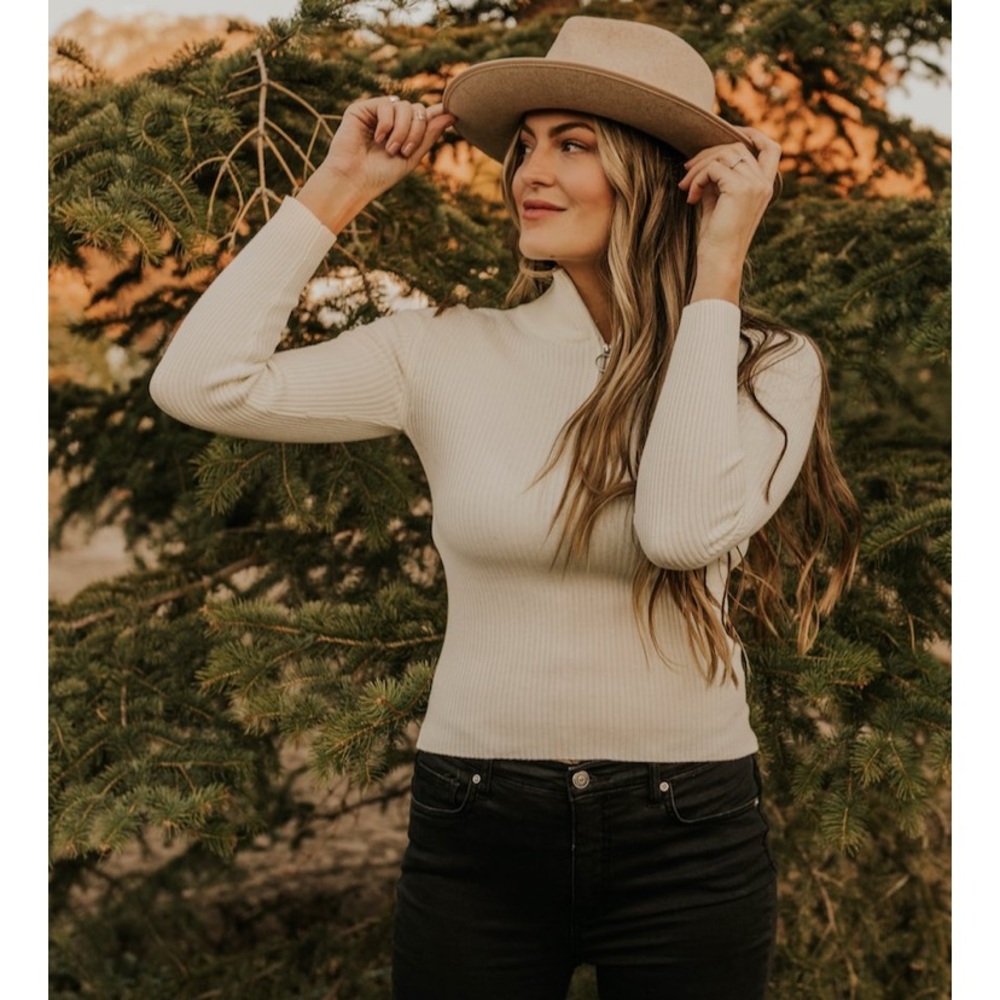 Roolee Quarter Zip Long Sleeve Sweater